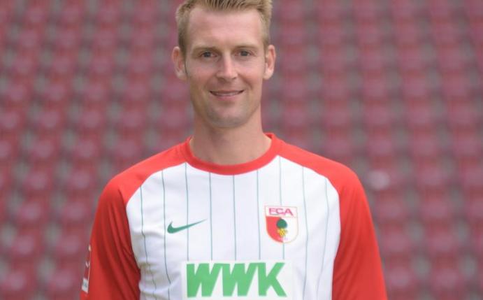 Augsburgs Jan-Ingwer Callsen-Bracker wurde an den 1. FC Kaiserslautern ausgeliehen. Foto: Stefan Puchner