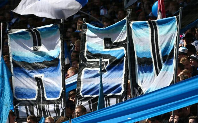 Fans des HSV handelten dem Verein Geldstrafen ein