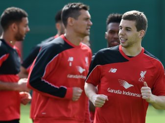 Verurteilt: John Flanagan (r.) vom FC Liverpool