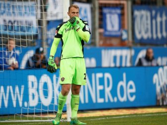Muss operiert werden: Dynamo-Torwart Marvin Schwäbe Muss operiert werden: Dynamo-Torwart Marvin Schwäbe