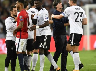 FIFA-Weltrangliste: DFB-Team weiterhin vor Brasilien FIFA-Weltrangliste: DFB-Team weiterhin vor Brasilien