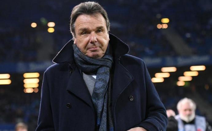 Heribert Bruchhagen wird am Montag einen neuen Trainer beim HSV präsentieren. Foto: Daniel Reinhardt
