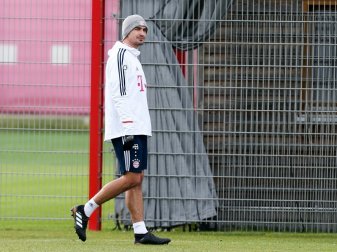 Mats Hummels trainiert wieder mit der Mannschaft Mats Hummels trainiert wieder mit der Mannschaft