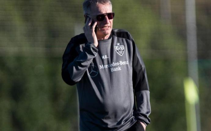 Sportvorstand Michael Reschke betont sein gutes Verhältnis zu Trainer Hannes Wolf. Foto: Pascu Mendez
