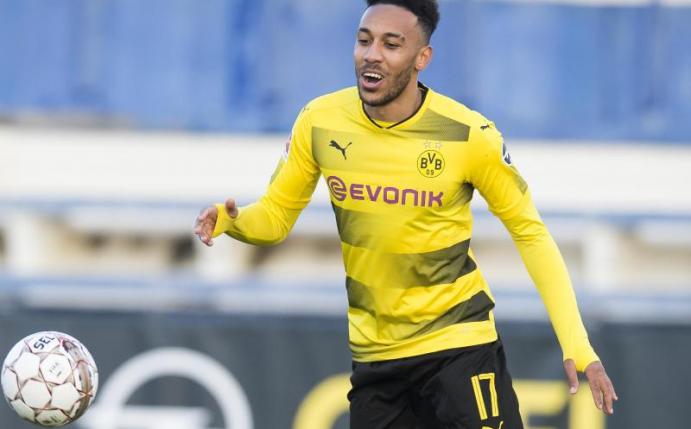 Beim Transferpoker um Dortmunds Pierre-Emerick Aubameyang gibt es noch keine Einigung mit dem FC Arsenal. Foto: David Inderlied