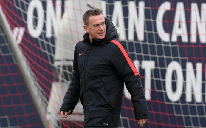 RB-Leipzigs Sportdirektor Ralf Rangnick ist auf der Suche nach jungen, talentierten und lernwilligen Spielern. Foto: Hendrik Schmidt