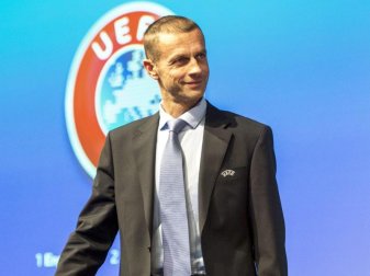 UEFA-Präsident Aleksander Ceferin will etwas gegen Spieler-Hortung bei Vereinen verhindern. Foto: Leo Duperrex