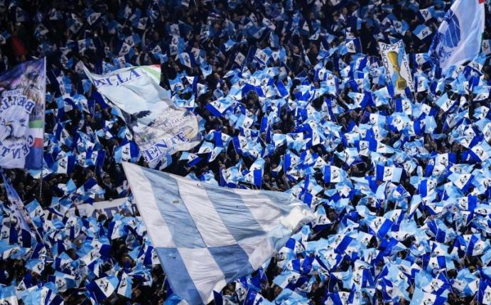 Lazio Rom muss 50.000 Euro zahlen. Foto: Angelo Carconi