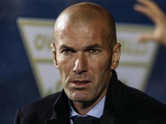 Trainer Zinédine Zidane steckt mit Real Madrid in der Krise. Foto: Enrique de la Fuente Trainer Zinédine Zidane steckt mit Real Madrid in der Krise. Foto: Enrique de la Fuente