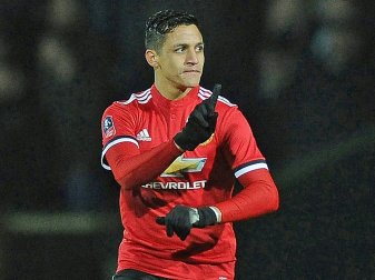Alexis Sanchez feiert sein Debüt für Manchester United Alexis Sanchez feiert sein Debüt für Manchester United