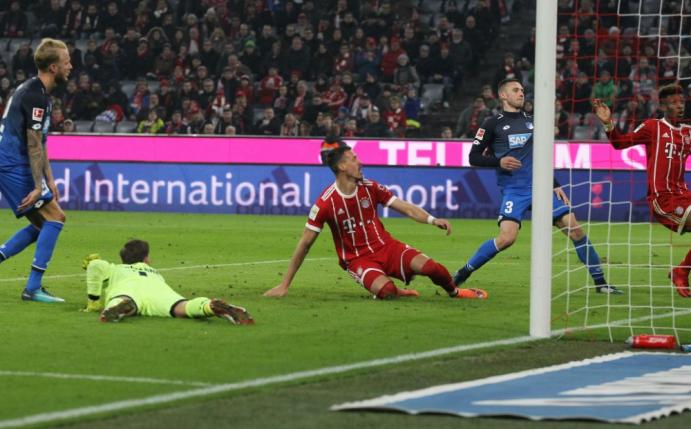 Sandro Wagner (Mitte): Kurioses erstes Pflichtspieltor