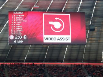 Vorerst weiter ohne Abseitslinien: Videoassistent Vorerst weiter ohne Abseitslinien: Videoassistent