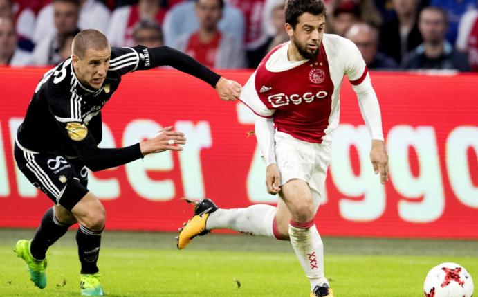 Bleibt nun doch bei Ajax: Amin Younes (r.)