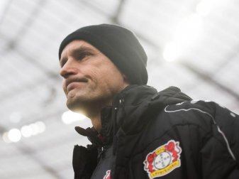 Leverkusens Trainer Heiko Herrlich bezeichnet die Partie beim SC Freiburg als «Spitzenspiel». Foto: Bernd Thissen Leverkusens Trainer Heiko Herrlich bezeichnet die Partie beim SC Freiburg als «Spitzenspiel». Foto: Bernd Thissen