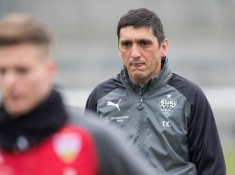 Gibt sein Debüt auf der Trainerbank des VfB Stuttgart. Foto: Sebastian Gollnow Gibt sein Debüt auf der Trainerbank des VfB Stuttgart. Foto: Sebastian Gollnow
