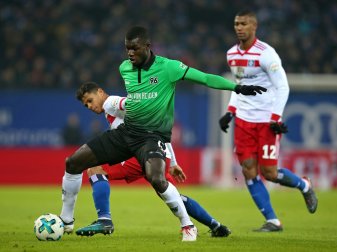 Der Hamburger SV gewinnt auch nicht gegen Hannover 96 Der Hamburger SV gewinnt auch nicht gegen Hannover 96