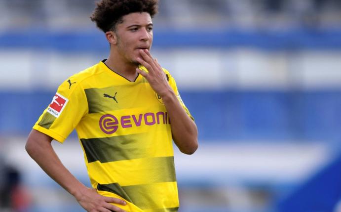 Bänderverletzung: Jadon Sancho fällt längere Zeit aus