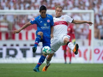 Stuttgarts Holger Badstuber (r.) steht gegen Gladbach wieder zur Verfügung. Foto: Deniz Calagan Stuttgarts Holger Badstuber (r.) steht gegen Gladbach wieder zur Verfügung. Foto: Deniz Calagan