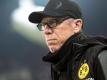 Dortmunds Trainer Peter Stöger sieht kein Mentalitätsproblem in seiner Mannschaft. Foto: Marius Becker