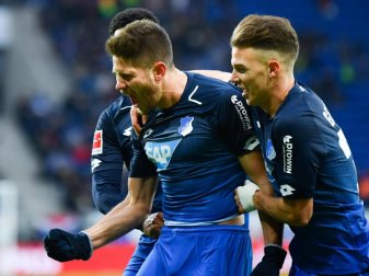 1899 Hoffenheim feierte den ersten Sieg im neuen Jahr. Foto: Uwe Anspach 1899 Hoffenheim feierte den ersten Sieg im neuen Jahr. Foto: Uwe Anspach
