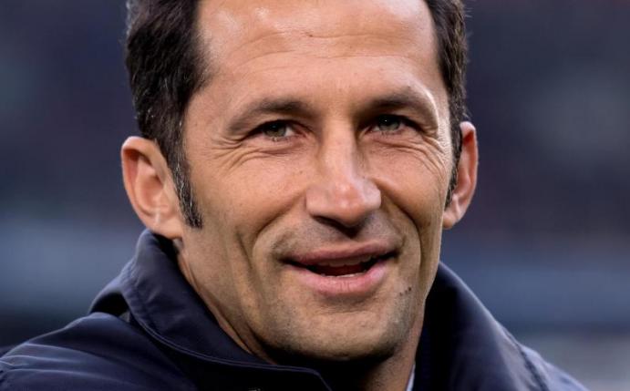 Hasan Salihamidzic verteidigte das Fehlen von Bayern-Trainer Jupp Heynckes. Foto: Sven Hoppe