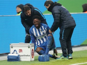 Torunarigha musste gegen Leverkusen verletzt raus Torunarigha musste gegen Leverkusen verletzt raus