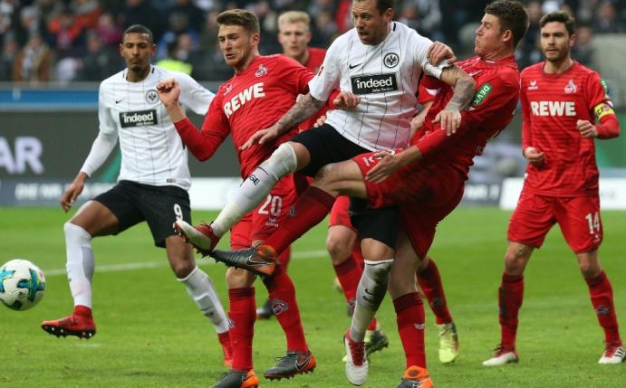 Am Rande der Partie Frankfurt-Köln kam es zu Krawallen