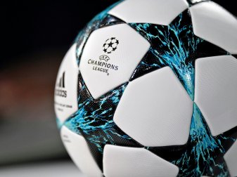 Adidas stellt den Ball für die K.o.-Spiele der CL vor Adidas stellt den Ball für die K.o.-Spiele der CL vor
