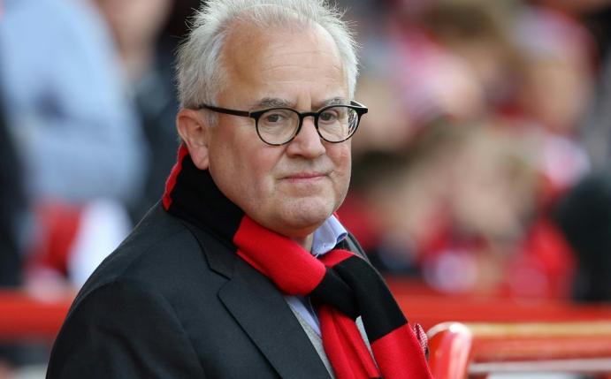 Fritz Keller zeigt sich wieder ohne Schnurrbart