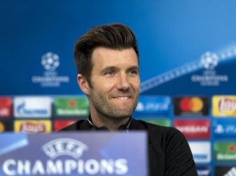 Trifft mit dem FC Basel in der Königsklasse auf Manchester United: Trainer Raphael Wicky. Foto: Georgios Kefalas Trifft mit dem FC Basel in der Königsklasse auf Manchester United: Trainer Raphael Wicky. Foto: Georgios Kefalas