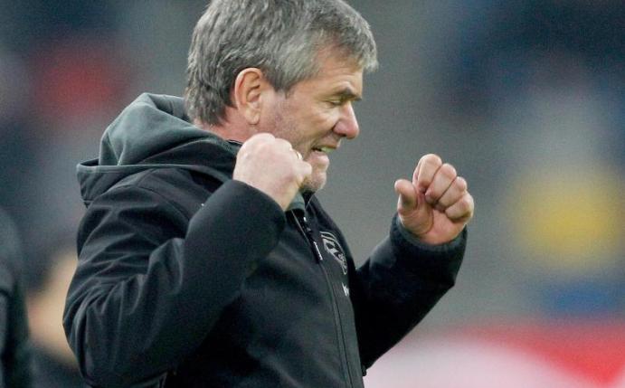 Friedhelm Funkel ist der Trainer von Fortuna Düsseldorf. Foto: Roland Weihrauch
