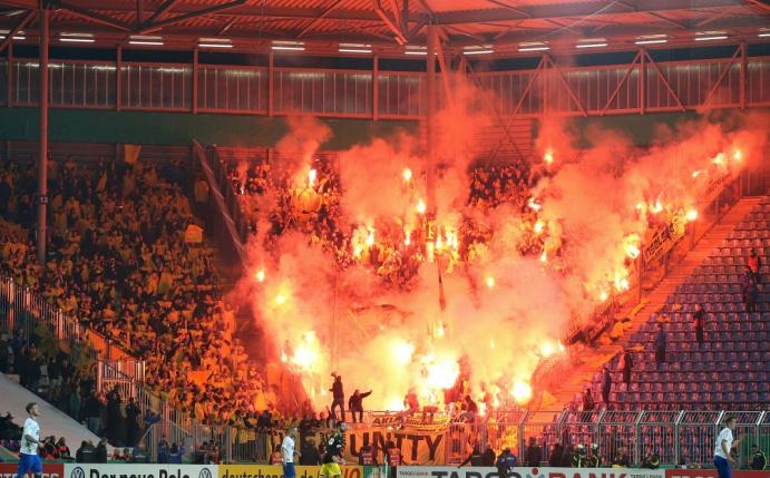 50.000 Euro Geldstrafe nach Fehlverhalten der BVB-Fans