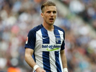 Peter Pekarik verlängert seinen Vertrag bei der Hertha Peter Pekarik verlängert seinen Vertrag bei der Hertha