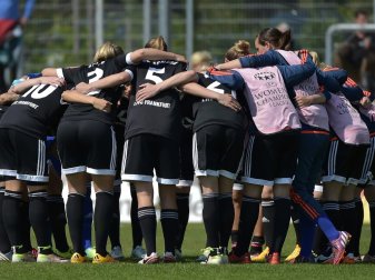 Janina Hechler verlängert beim 1. FFC Frankfurt Janina Hechler verlängert beim 1. FFC Frankfurt