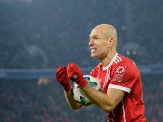 Sieht sich noch nicht am Ende seiner Profikarriere: Bayern-Profi Arjen Robben. Foto: Matthias Balk Sieht sich noch nicht am Ende seiner Profikarriere: Bayern-Profi Arjen Robben. Foto: Matthias Balk