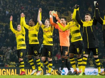 Erstmals standen Mario Götze, André Schürrle und Marco Reus gemeinsam in der Dortmunder Startelf. Foto: Guido Kirchner Erstmals standen Mario Götze, André Schürrle und Marco Reus gemeinsam in der Dortmunder Startelf. Foto: Guido Kirchner