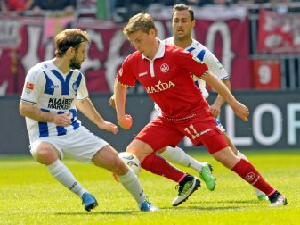 Steht dem FCK nicht zur Verfügung: Ruben Jenssen (M.) Steht dem FCK nicht zur Verfügung: Ruben Jenssen (M.)