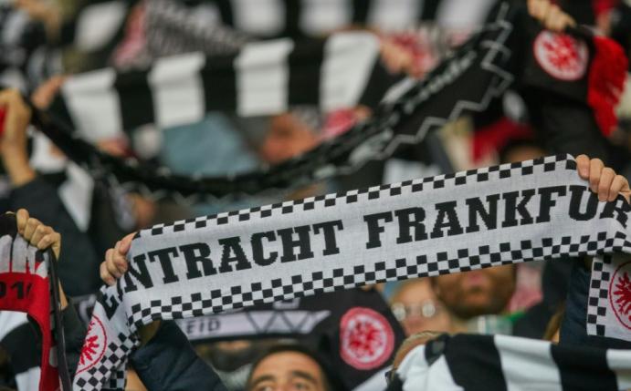 Montagspartie: SGE-Fans nutzen das Spiel zum Protest