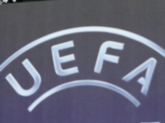 Schwaches Abschneiden der führenden Verbände