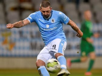 Mölders erzielte das zwischenzeitliche 2:0 für 1860 Mölders erzielte das zwischenzeitliche 2:0 für 1860