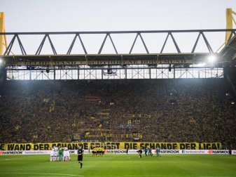 Die Fans von Borussia Dortmund planen Proteste. Foto: Bernd Thissen Die Fans von Borussia Dortmund planen Proteste. Foto: Bernd Thissen