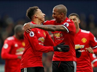 Manchester United erobert Rang zwei zurück Manchester United erobert Rang zwei zurück
