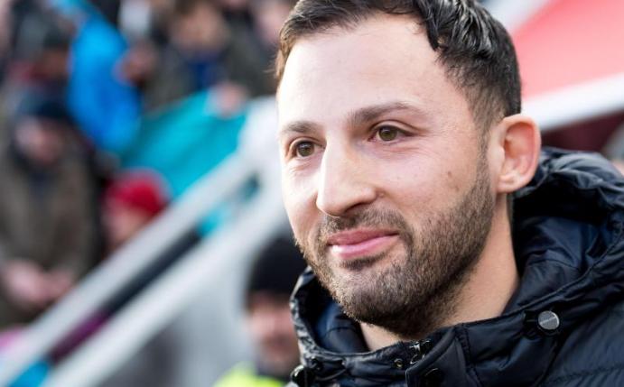 Möchte von der Champions League nichts wissen: Schalkes Trainer Domenico Tedesco. Foto: Marius Becker