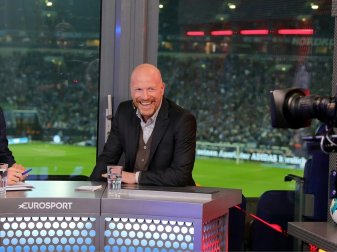 Matthias Sammer lobt den BVB und Trainer Peter Stöger Matthias Sammer lobt den BVB und Trainer Peter Stöger