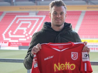 Benedikt Saller verlängert bei Jahn Regensburg Benedikt Saller verlängert bei Jahn Regensburg