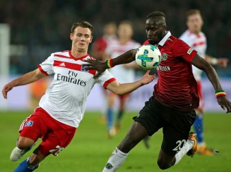 Törles Knöll (l.) wechselt zum 1. FC Nürnberg Törles Knöll (l.) wechselt zum 1. FC Nürnberg