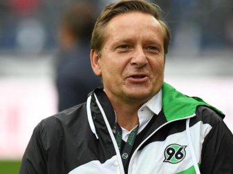 Horst Heldt ist der Sportdirektor von Hannover 96. Foto: Peter Steffen Horst Heldt ist der Sportdirektor von Hannover 96. Foto: Peter Steffen