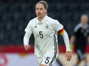 Babett Peter fällt für die nächsten Spiele aus Babett Peter fällt für die nächsten Spiele aus