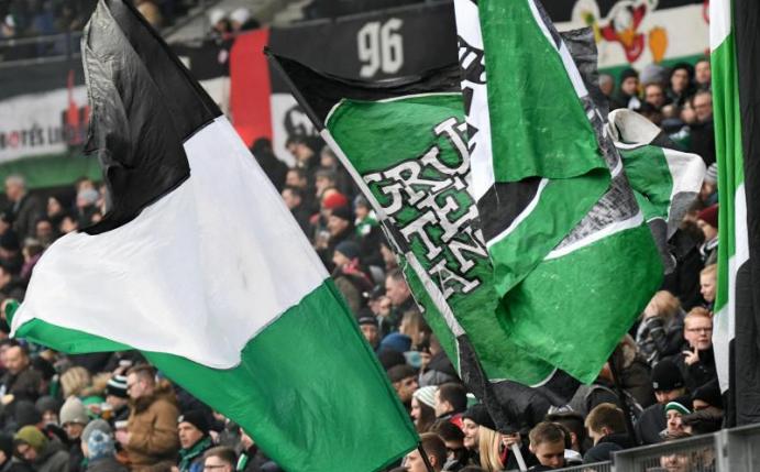 In Hannover werden die Fans weiter schweigen. Foto: Peter Steffen