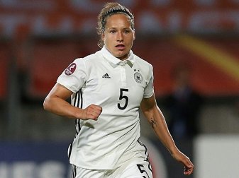 Zwangspause für Nationalspielerin Babett Peter Zwangspause für Nationalspielerin Babett Peter